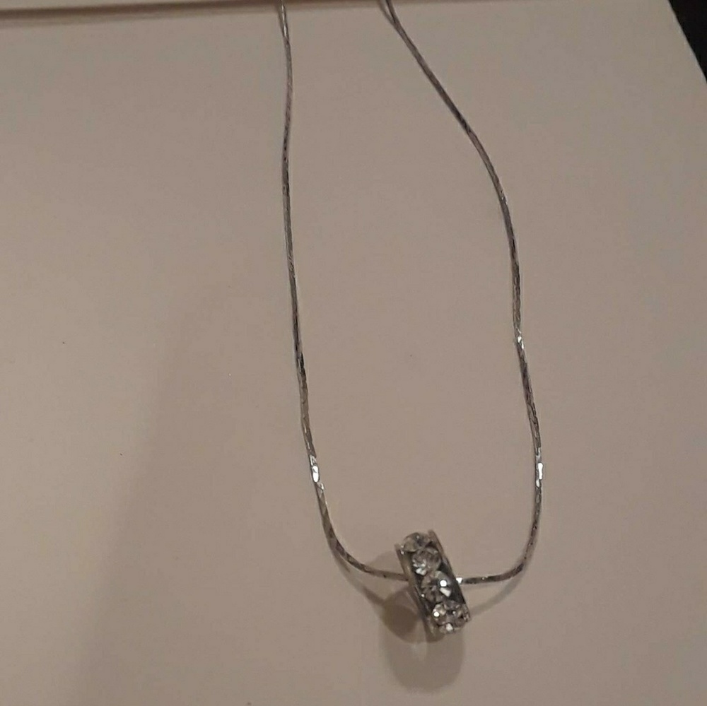 Ladies necklace